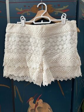 LOFT Cream Lace Overlay Skirt
